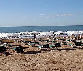 Mediterraneo Suite&residence ホテル