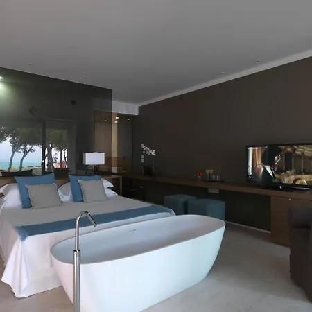 ホテル Mediterraneo Suite&residence