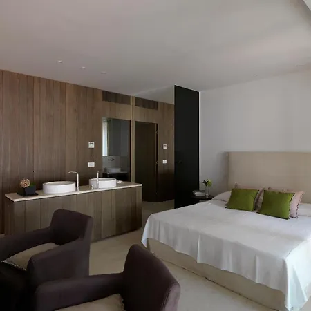 Mediterraneo Suite&residence 4* リド・ディ・イエゾロ